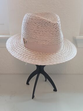 Women’s Straw Fedora Hat in Light Pink with Ribbon Trim
